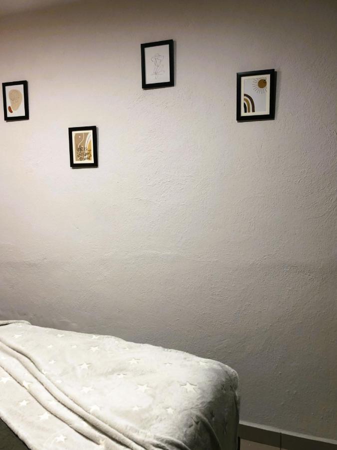 Gualdras Departments With Parking 7min To Downtown Apartamento Guanajuato